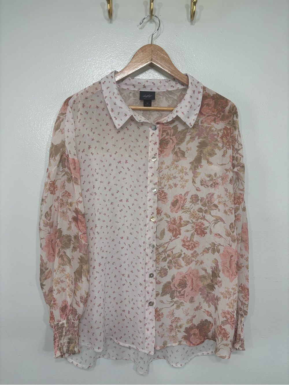 Daytrip Cottagecore Floral Sheer Button Down Blouse Size M